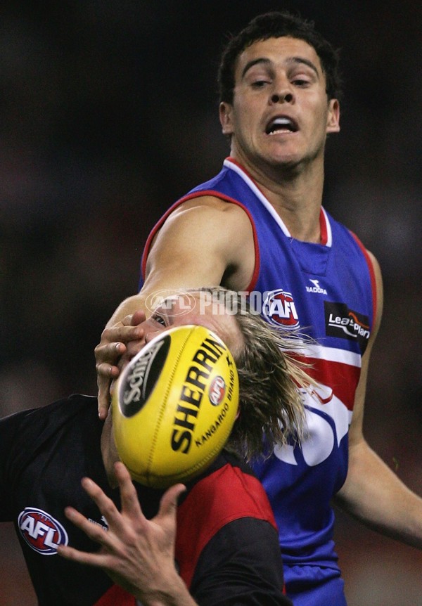 AFL 2006 Rd 22 - Western Bulldogs v Essendon - 45374