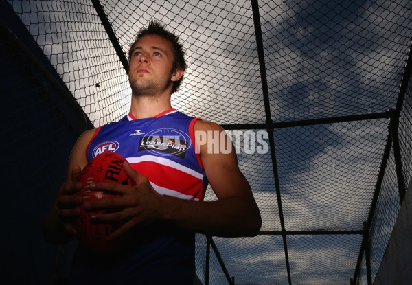 AFL 2006 Media â€“ 2006 Western Bulldogs Team Photo Session - 45633