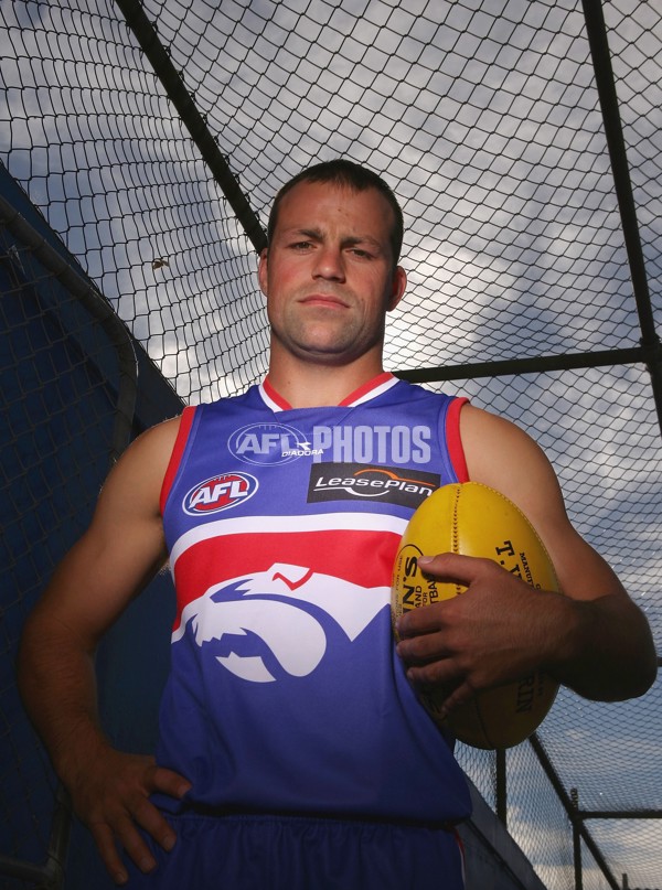 AFL 2006 Media â€“ 2006 Western Bulldogs Team Photo Session - 45638