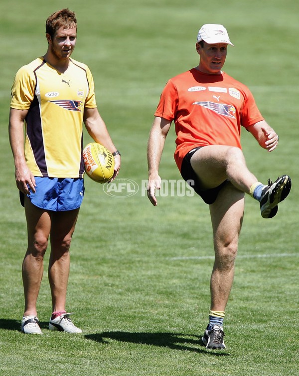 AFL 2006 Media - West Coast Eagles Training Session 200106 - 45704
