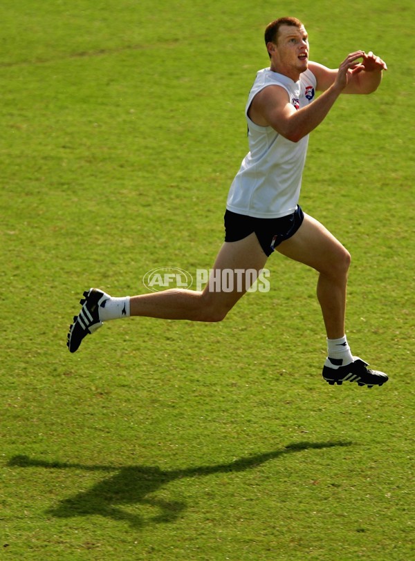 AFL 2006 Media - 2006 Western Bulldogs AFL Community Camp - 46392
