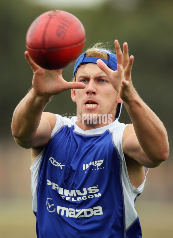 AFL 2006 Media - 2006 Kangaroos AFL Community Camp - A-36553276