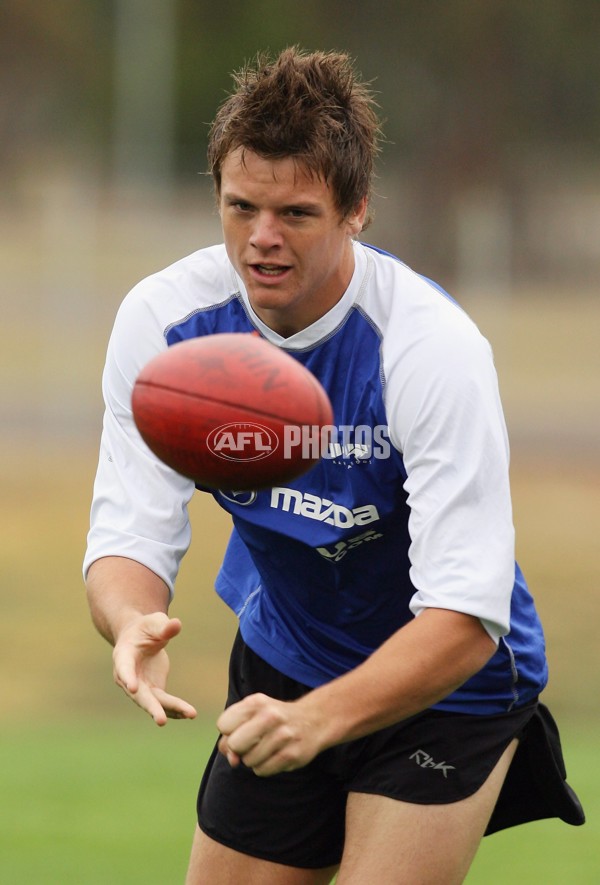 AFL 2006 Media - 2006 Kangaroos AFL Community Camp - 46408