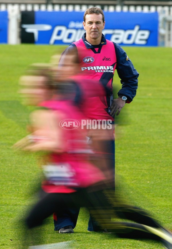 AFL 2006 Media - Melbourne Training Session 100506 - 46619