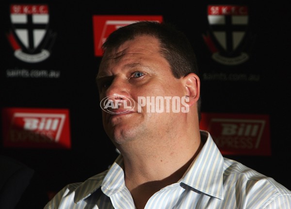 AFL 2006 Media - St Kilda Press Conference 120906 - 46900