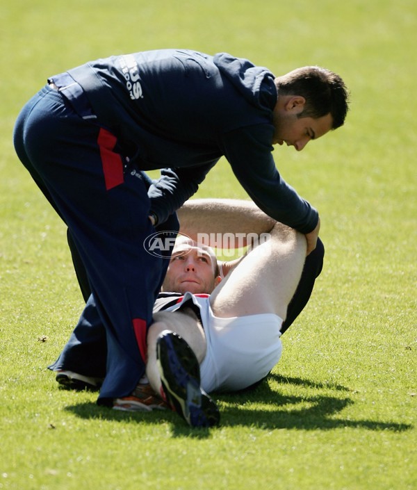 AFL 2006 Media - Melbourne Training Session 110906 - 46837