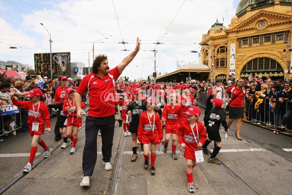 AFL 2006 Media - 2006 Grand Final Parade - 47270