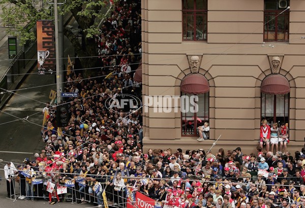 AFL 2006 Media - 2006 Grand Final Parade - 47291