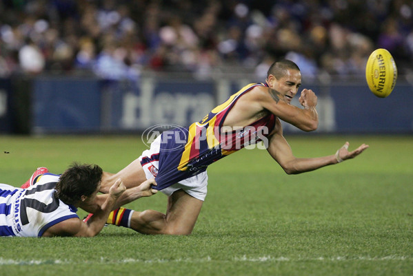 AFL 2005 Rd 17 - Kangaroos v Adelaide - 48183