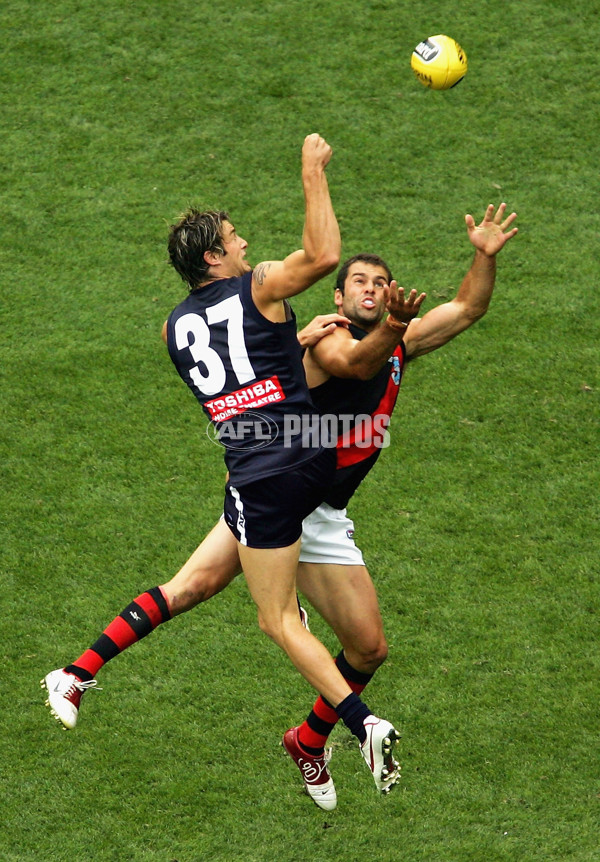 AFL 2005 Wizard Cup Rd 1 - Carlton v Essendon - 49237