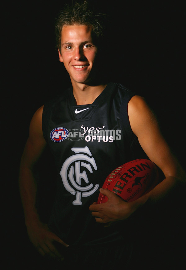 AFL 2005 Media - Carlton New Player Portraits 151205 - 50027
