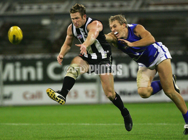 AFL 2005 Rd 4 - Kangaroos v Collingwood - 50266