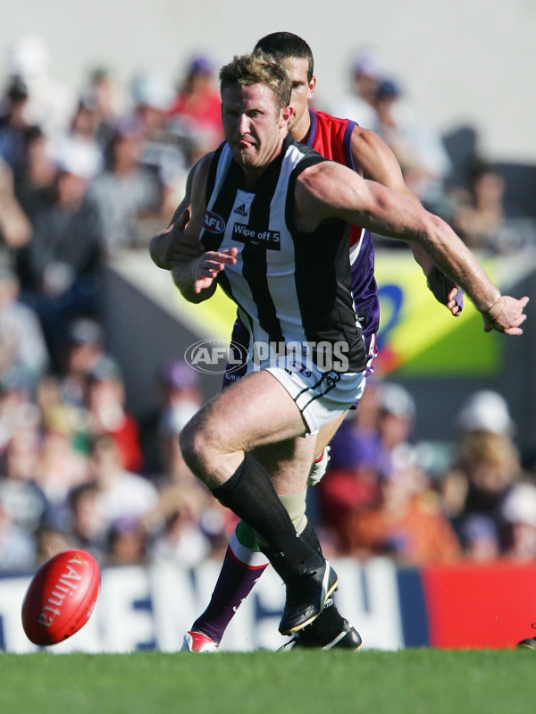 AFL 2005 Rd 7 - Fremantle v Collingwood - 50325
