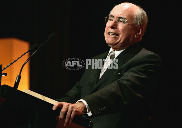 AFL 2005 Media - Indigenous Team of the Century Presentation 010805 - 53759