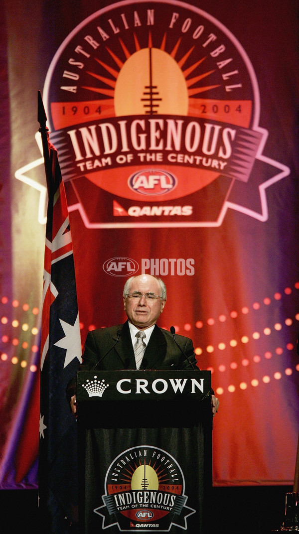 AFL 2005 Media - Indigenous Team of the Century Presentation 010805 - 53756