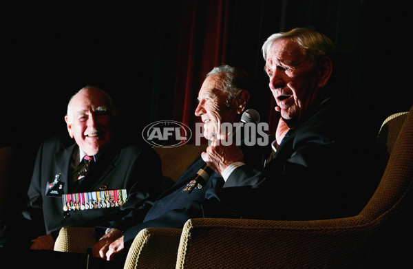 AFL 2005 Media - Essendon Host Dick Reynolds Anzac Lunch 220405 - 54440