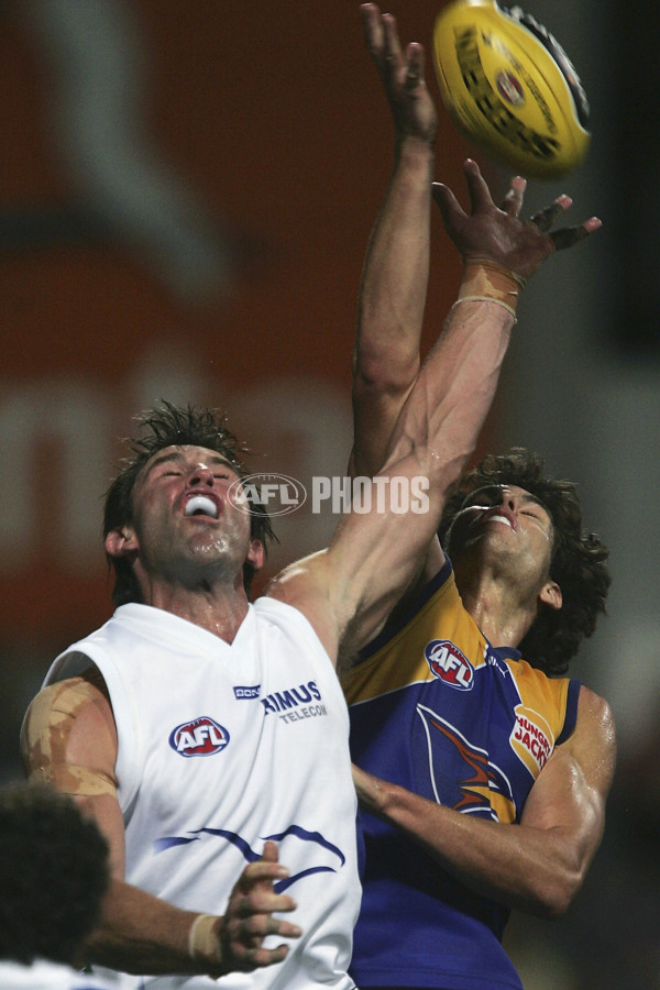 AFL 2005 Semi-Final Wizard Cup - West Coast Eagles v Kangaroos - 55293