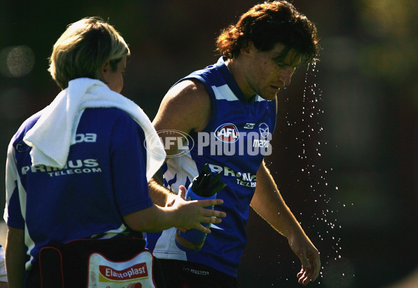 AFL 2005 Media - Kangaroos Training 200405 - 55471