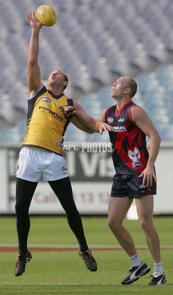 AFL 2005 Media - Melbourne Training 050405 - 56183