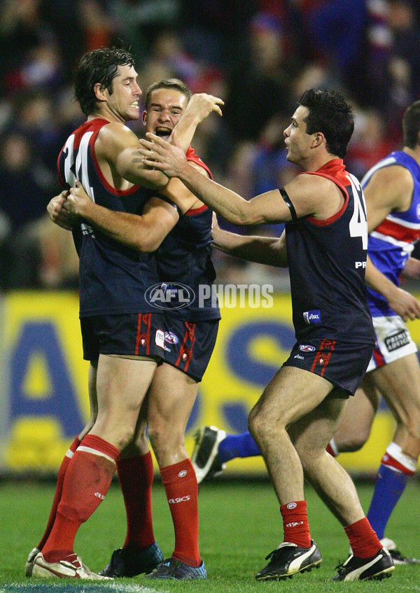AFL 2005 Rd 21 - Melbourne v Western Bulldogs - 56659