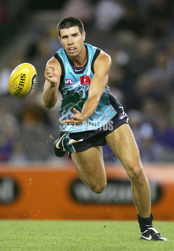 AFL 2005 Wizard Cup Quarter Finals - Kangaroos v Port Adelaide - 57033