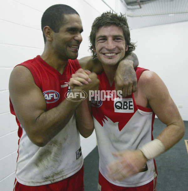 AFL 2005 Rd 7 - Sydney Swans v Essendon - 60018