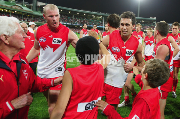 AFL 2005 2nd Semi-Final - Sydney v Geelong - 60559