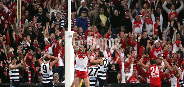 AFL 2005 2nd Semi-Final - Sydney v Geelong - 60580