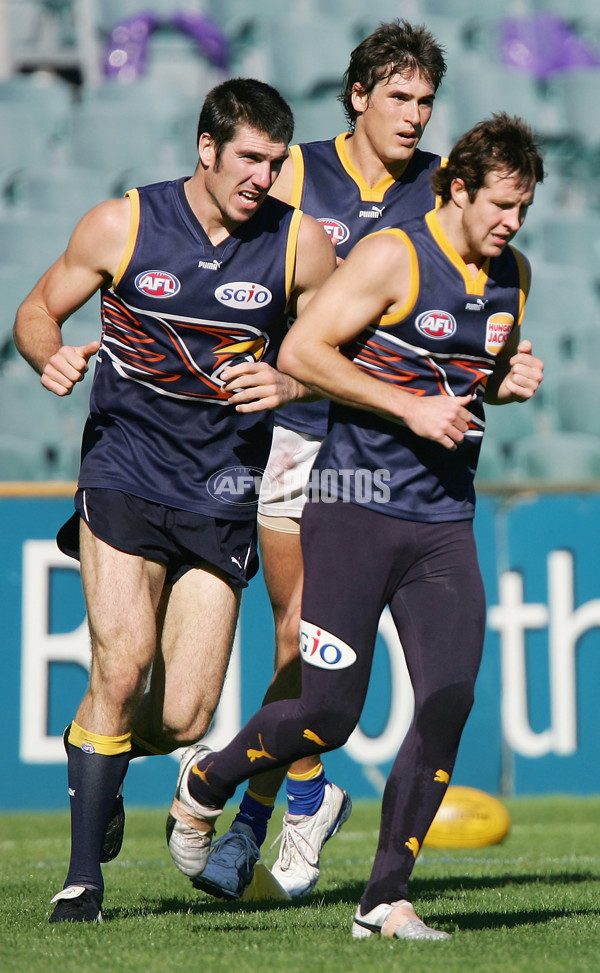 AFL 2005 Media - West Coast Eagles Training 230505 - 61083