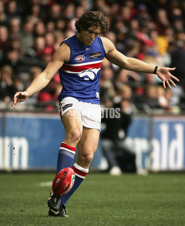 AFL 2005 Rd 10 - Essendon v Western Bulldogs - 61988