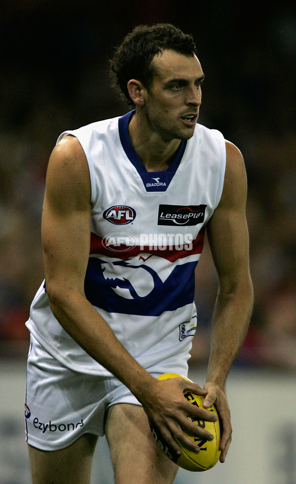 AFL 2008 NAB Cup Wk2 - Western Bulldogs v Essendon - 62415