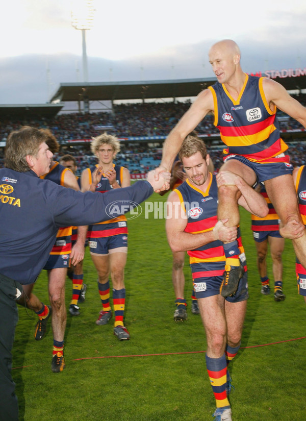 AFL 2004 Rd 13 - Adelaide v Western Bulldogs - 62904