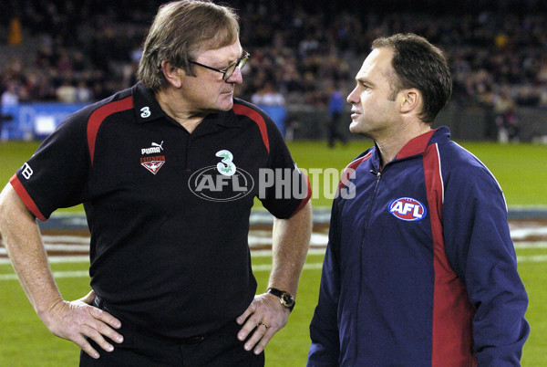 AFL 2004 Rd 7 - Western Bulldogs v Essendon - 65140