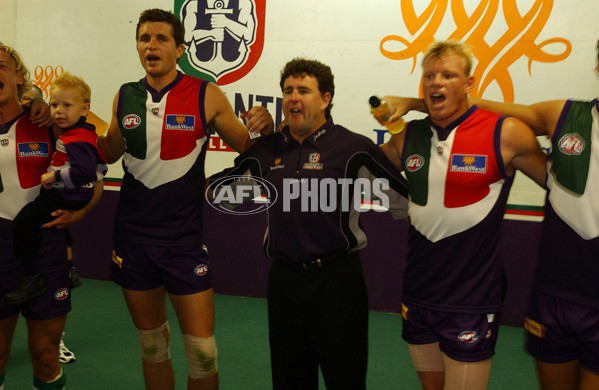 AFL 2004 Rd 1 - Fremantle v Carlton - 65582