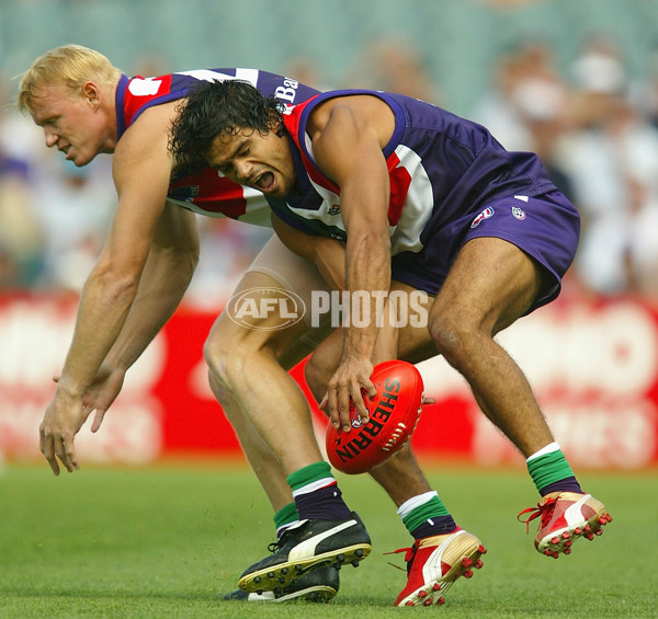 AFL 2004 Rd 1 - Fremantle v Carlton - 65570