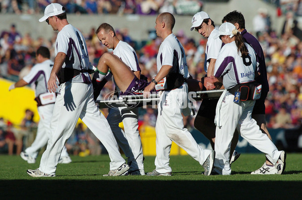AFL 2004 Rd 3 - Fremantle v Adelaide Crows - 65633