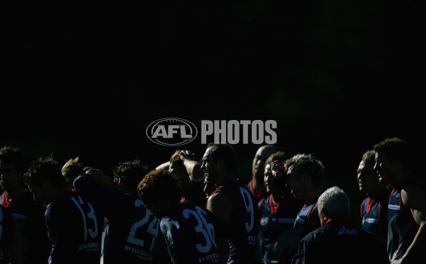 AFL 2004 Media - Melbourne Training 280604 - A-37011083
