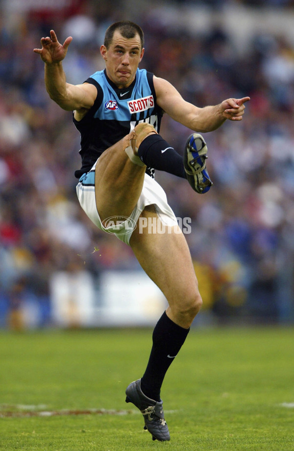 AFL 2004 Rd 22 - Adelaide Crows v Port Adelaide - A-37050864