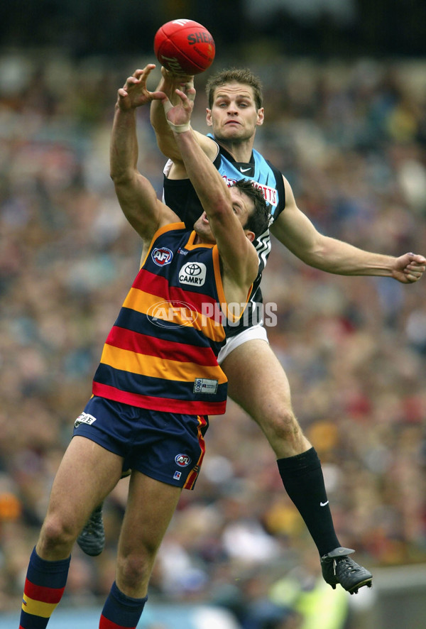 AFL 2004 Rd 22 - Adelaide Crows v Port Adelaide - A-37050871