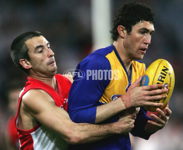 AFL 2004 2nd Elimination Final - Sydney Swans v West Coast - 116981