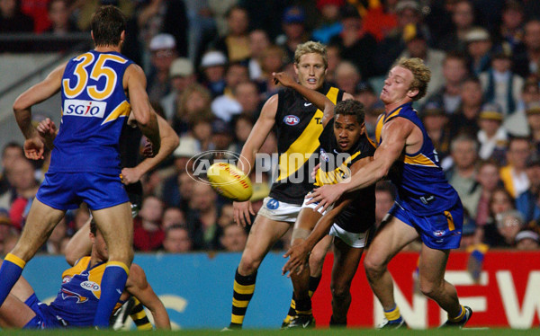 AFL 2003 Rd 9 - West Coast v Richmond - 120061
