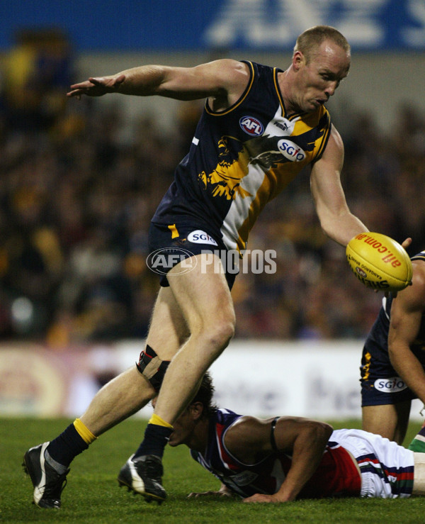 AFL 2003 Rd 22 - Fremantle v West Coast - 121853