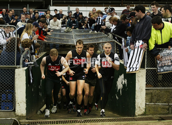 AFL 2003 Media - Collingwood Training 040903 - 124818