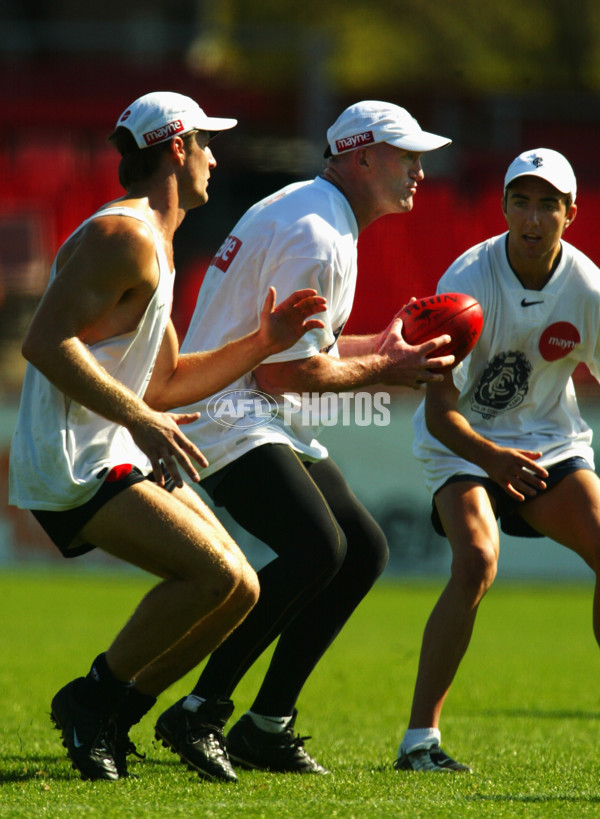 AFL 2003 Media - Carlton Training 240303 - 123214