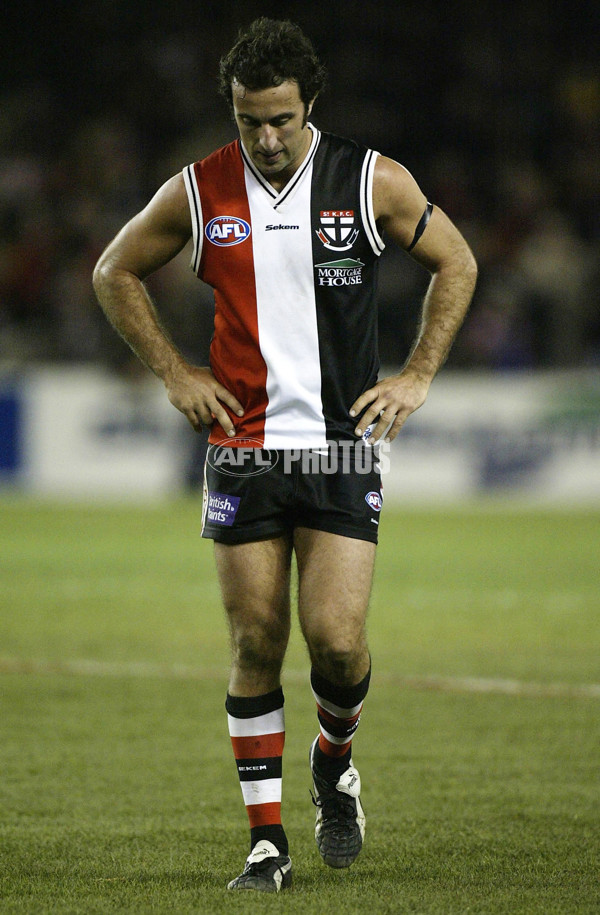 AFL 2003 Rd 14 - St Kilda v Essendon - 170018