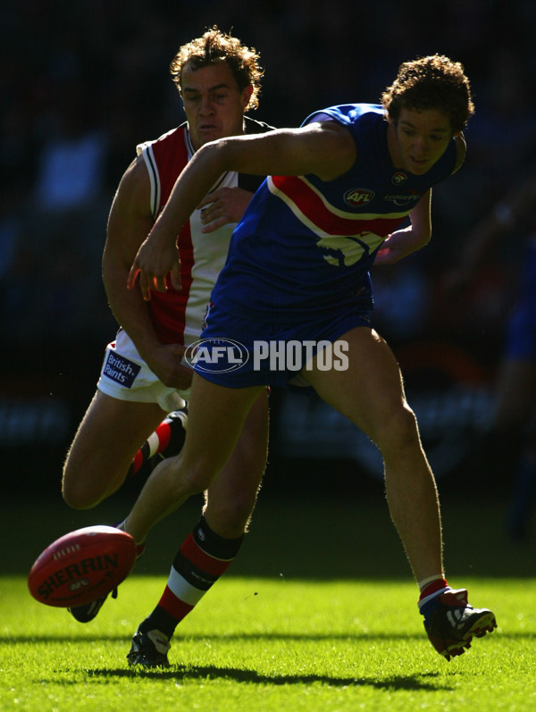 AFL 2003 Rd 6 - Western Bulldogs v St Kilda - 118376