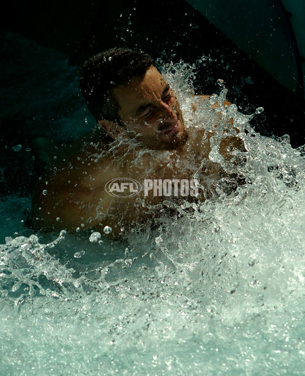 AFL 2003 Media - Sydney Swans Training 101203 - 121400