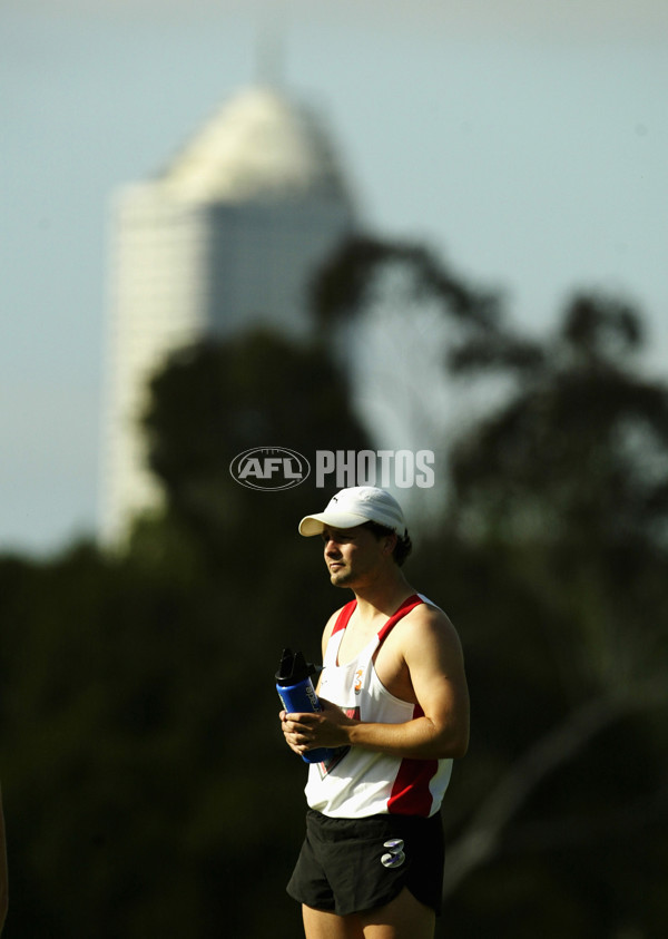 AFL 2003 Media - Essendon Training 131103 - 128565