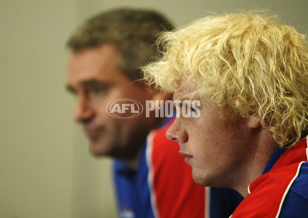AFL 2003 Media - National Draft 221103 - 128880