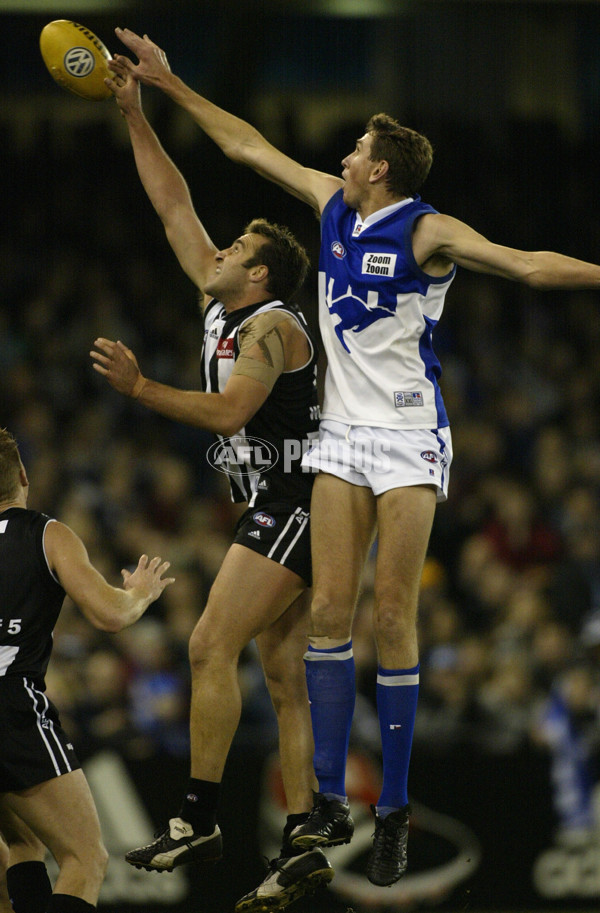 AFL 2002 Rd 13 - Collingwood v Kangaroos - 131694